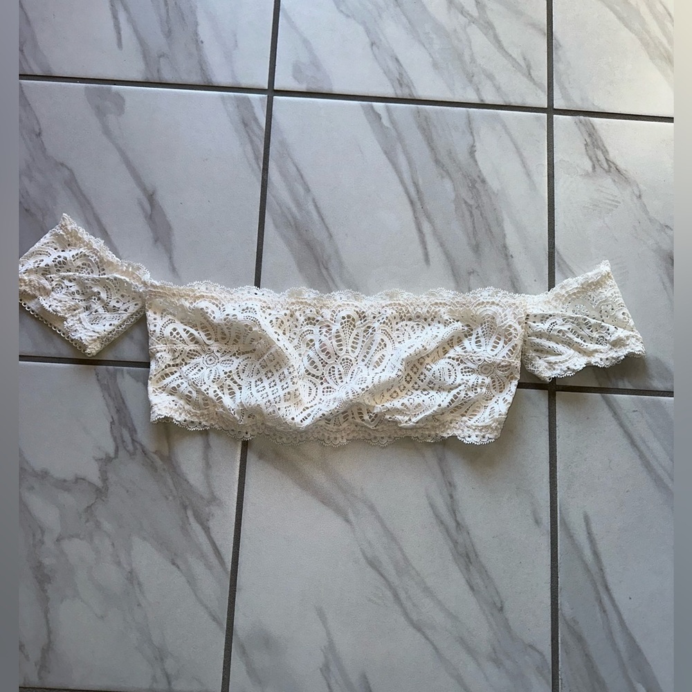 Off the shoulder lace bra